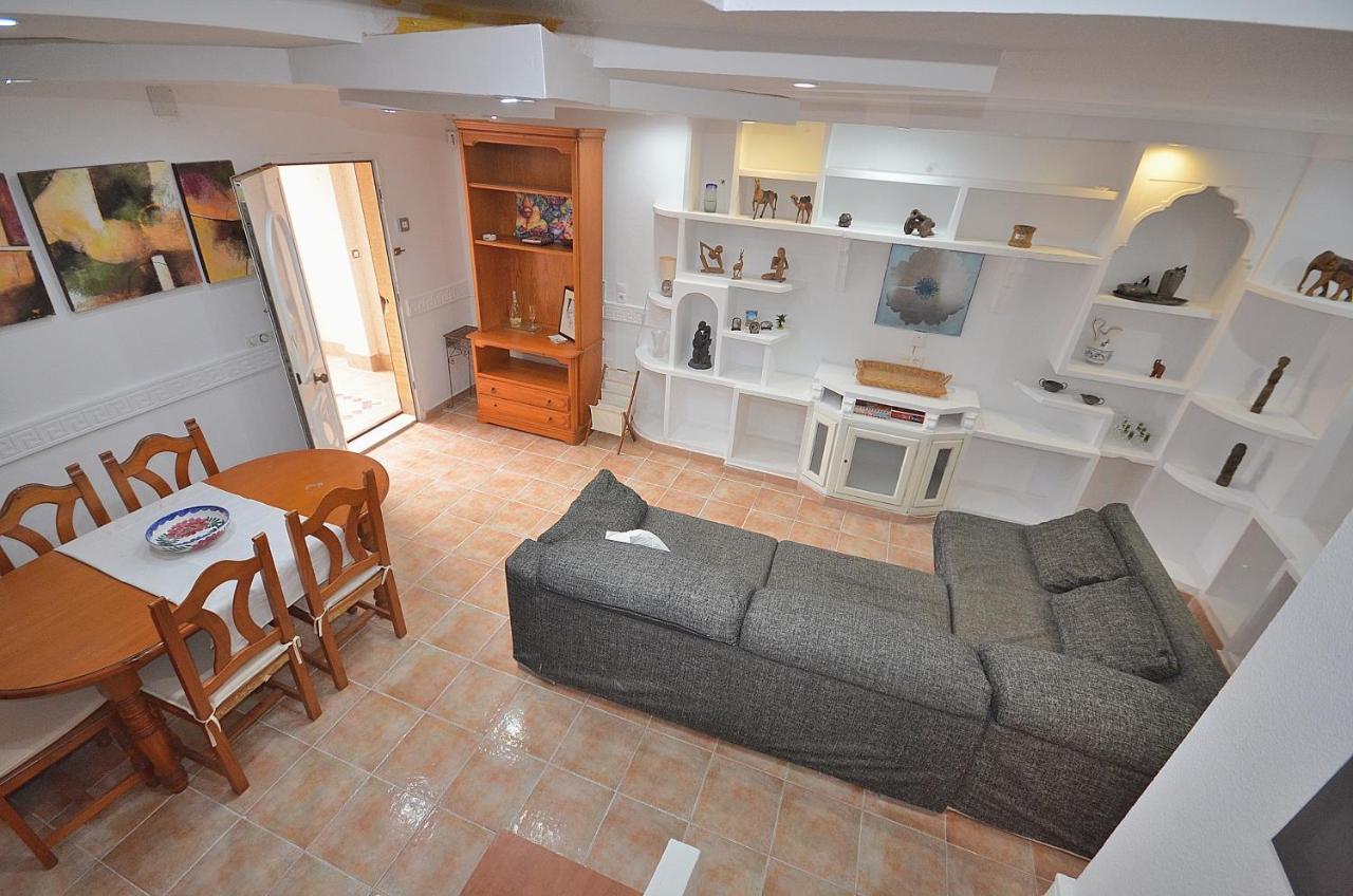 Agradable Adosado Con Piscina, Duchas Hidromasaje Villa Torrevieja Exteriör bild